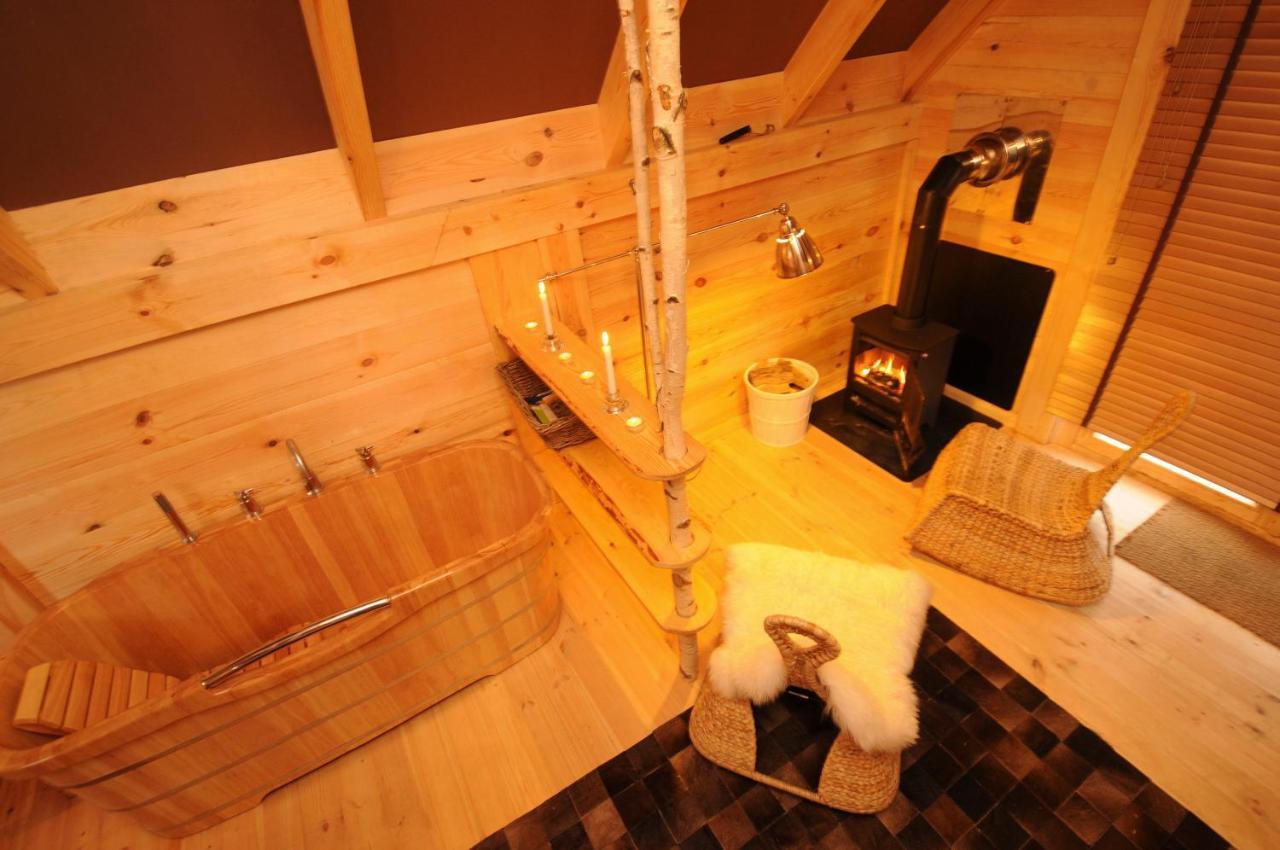 Cabane Lodge Domaine Du Lac Chambon Мюроль Экстерьер фото