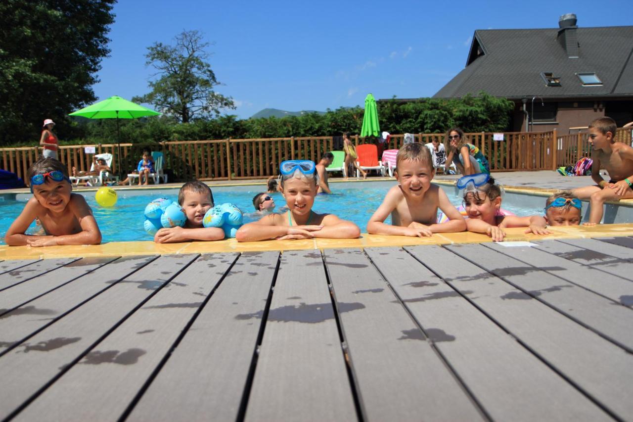 Cabane Lodge Domaine Du Lac Chambon Мюроль Экстерьер фото